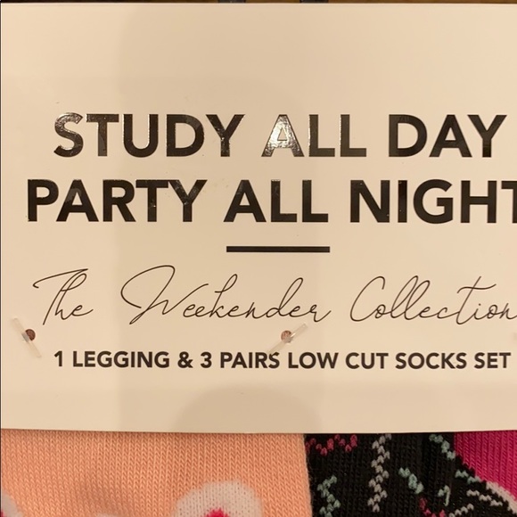 STUDY ALL DAY PARTY ALL NIGHT 1legging&3pair socks - Picture 2 of 6